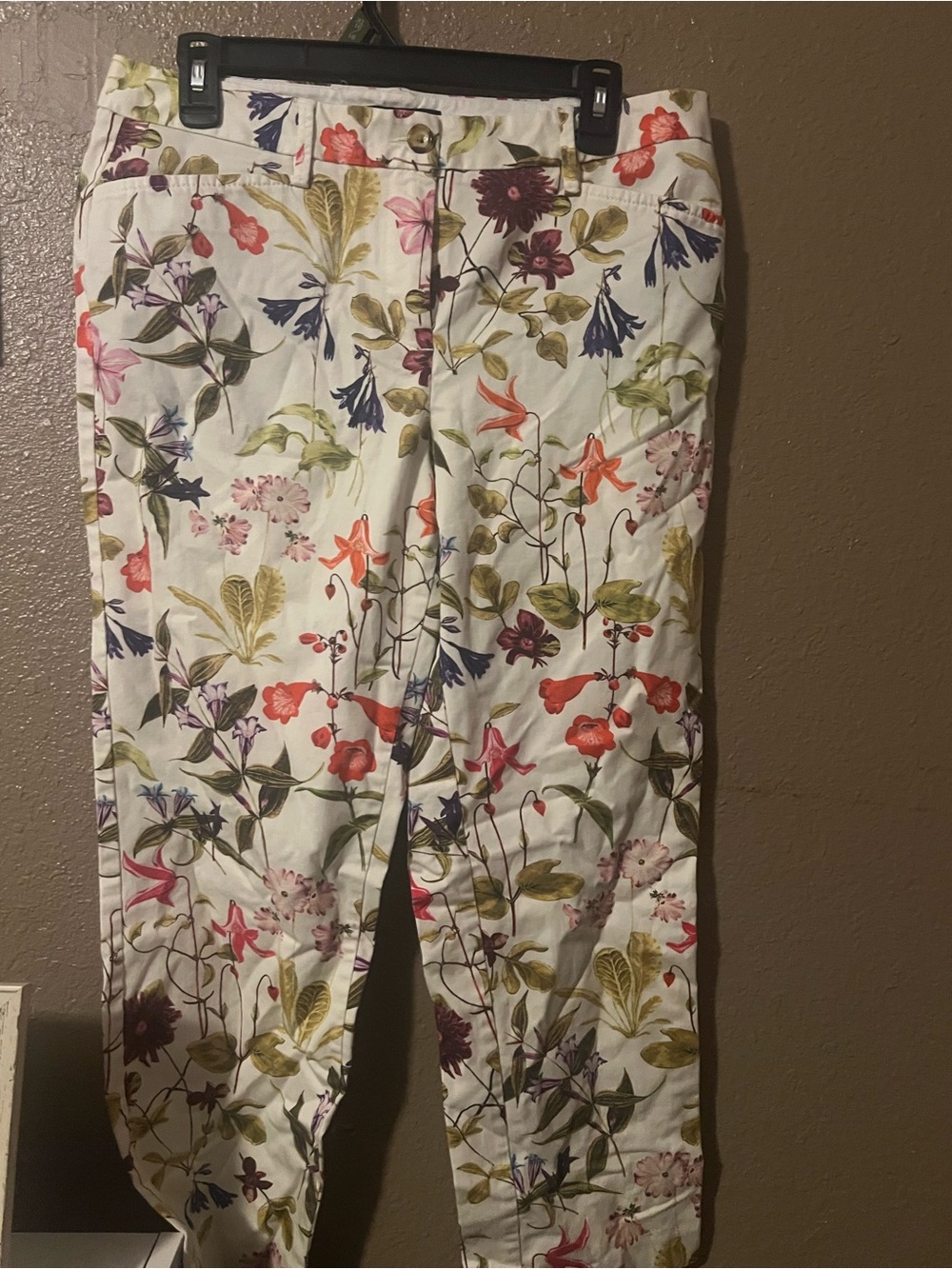 Lands' End White Cotton Pants with Multicolor Floral Accents